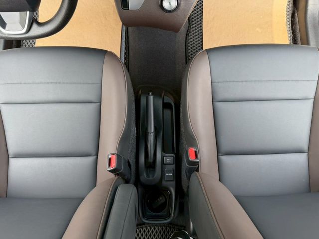 原版件 原廠保養 I-KEY/定速/單電動滑門/倒車顯影/導航/Apple CarPlay/盲點/車道偏移 (北安店)  第12張相片