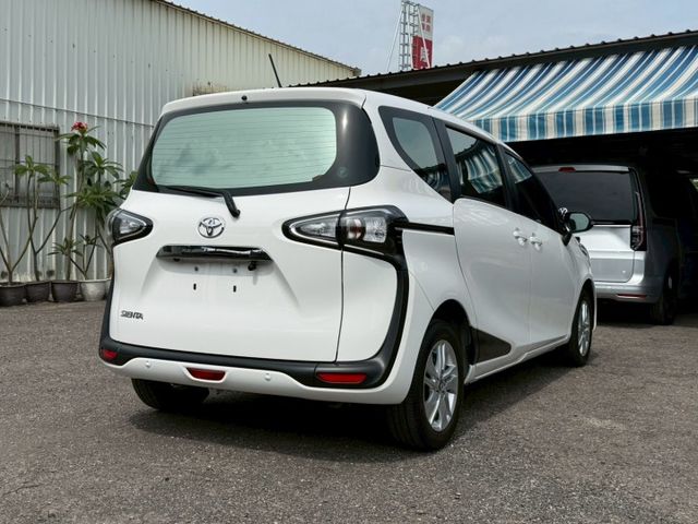 原版件 原廠保養 I-KEY/定速/單電動滑門/倒車顯影/導航/Apple CarPlay/盲點/車道偏移 (北安店)  第18張相片