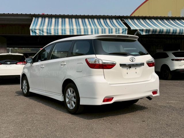 7人座休旅 原版件 配備~倒車顯影/電動後視鏡/恆溫空調/藍芽/高低可調大燈 (海佃店)  第20張相片