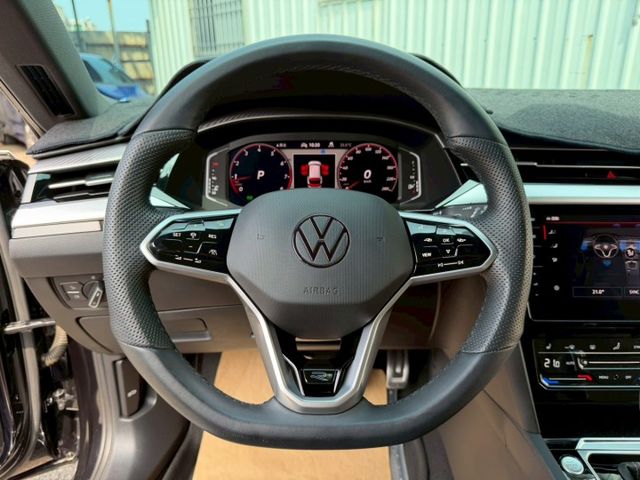 430TSI R-Line Performance 配備~天窗/ACC/HUD/環景/單記憶椅/HK音響 (北安店)  第8張相片