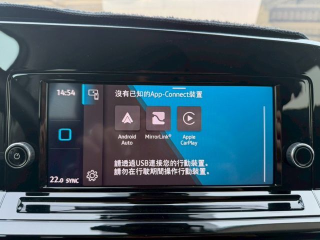 選配原廠露營設備:車邊帳.流理臺.炊煮平台.床墊.床架 配備~ACC/無線充電座/自動停車/CarPlay (北安店)  第10張相片