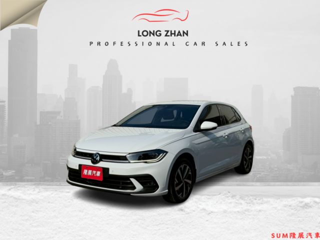 230 TSI LIFE 原版件 ACC/Apple CarPlay/車道偏移/無線充電板/LED頭燈 (北安店)  第1張相片