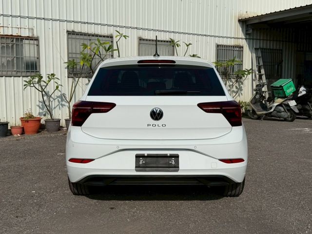 230 TSI LIFE 原版件 ACC/Apple CarPlay/車道偏移/無線充電板/LED頭燈 (北安店)  第19張相片