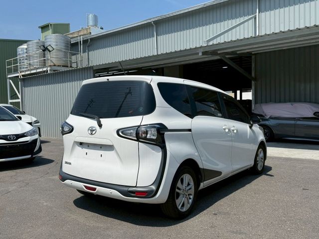 豪華版 配備~I-KEY/摸門/定速/恆溫空調/車道偏移/循跡防滑 (北安店)  第18張相片