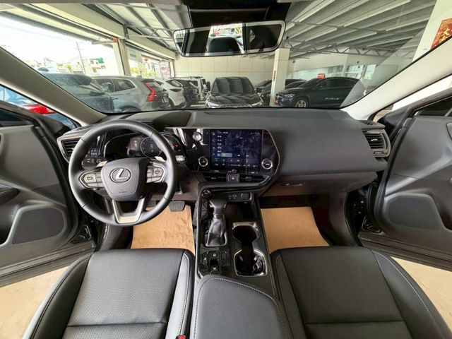 菁英版 配備~I-KEY/ACC/換檔撥片/車道偏移/盲點/雙電熱椅/倒車顯影/Apple CarPlay (海佃店)  第8張相片