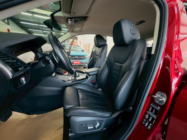XDRIVE20i 原版件 單記憶椅/雙電動椅/換檔撥片/環景/HUD/HK音響/車道偏移/電尾門 (北安店)  第3張相片