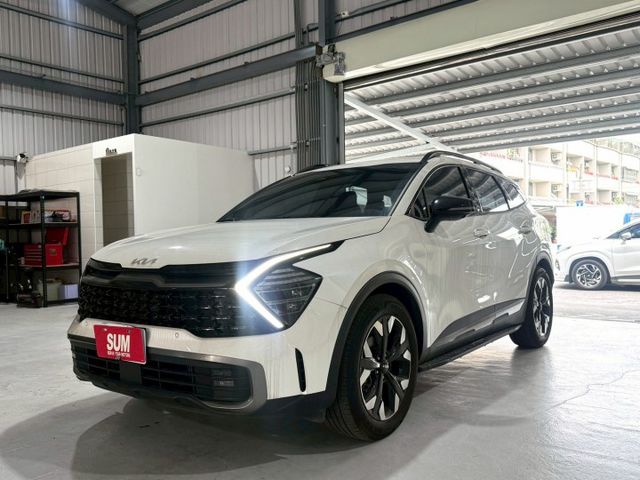 X-LINE版-原鈑件/雙電動加熱通風椅/後加熱椅/ACC/HK音響/氣氛燈/CARPLAY/電尾門/車道偏移(海佃店)  第1張相片