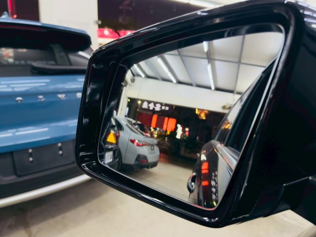 總代理/全車原鈑件/LED頭燈/雙電椅/電尾門/天窗/盲點/IKEY(北安店)  第15張相片