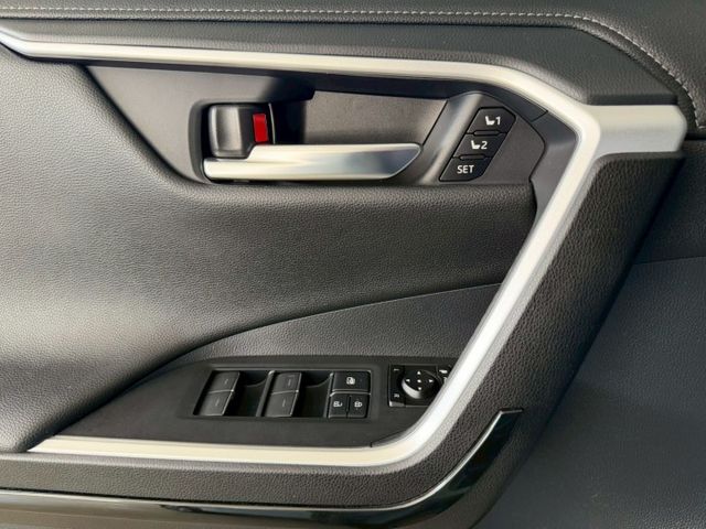 油電旗艦版 原版件 單記憶椅/ACC/盲點/雙通風椅/HUD/盲點/Apple CarPlay/環景/電尾門 (北安店)  第12張相片