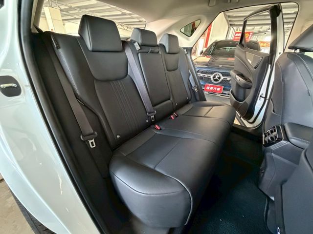 豪華版 原版件 配備~雙電動椅/ACC/換檔撥片/環景/HUD/車道偏移/雙通風加熱椅/盲點/電尾門 (北安店)  第7張相片
