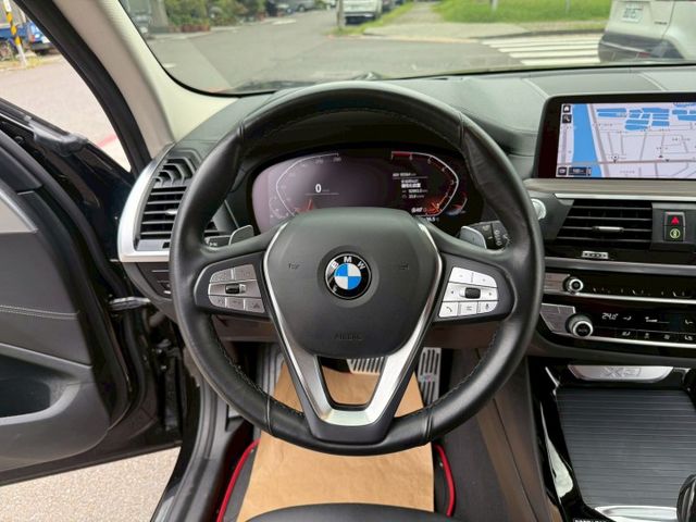 21年式~原版件 天窗/雙電動椅/單記憶椅/Apple CarPlay/HUD/無線充電板/HK音響 (海佃店)  第9張相片