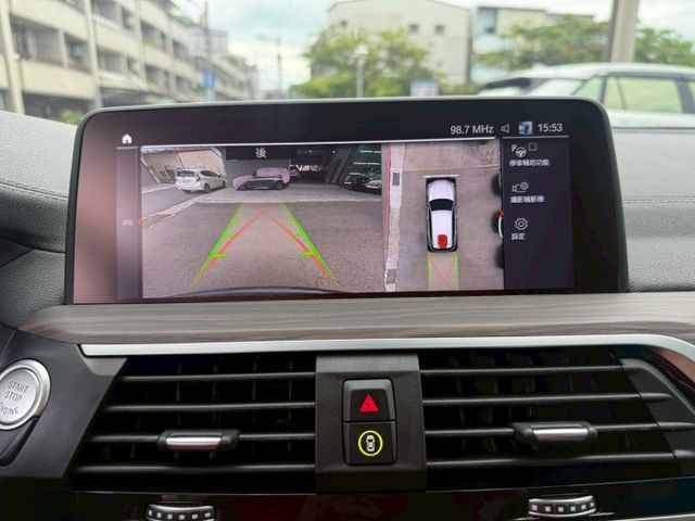 21年式~原版件 天窗/雙電動椅/單記憶椅/Apple CarPlay/HUD/無線充電板/HK音響 (海佃店)  第11張相片