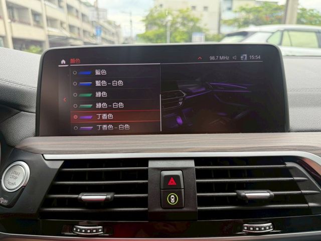 21年式~原版件 天窗/雙電動椅/單記憶椅/Apple CarPlay/HUD/無線充電板/HK音響 (海佃店)  第12張相片