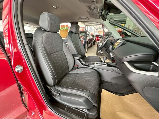 油電 原版件 原廠保固 配備~I-KEY/ACC/環景/Apple CarPlay/盲點/LED頭燈 (北安店)  第6張相片