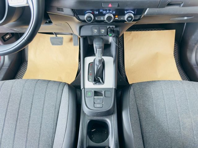 油電 原版件 原廠保固 配備~I-KEY/ACC/環景/Apple CarPlay/盲點/LED頭燈 (北安店)  第15張相片