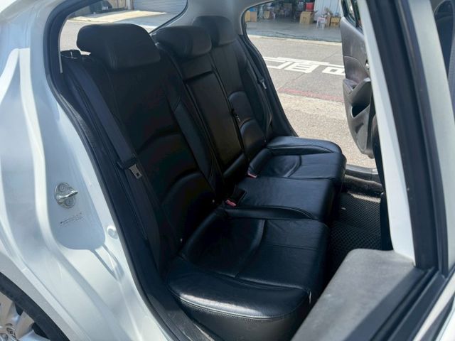 19年式~尊榮進化版 原版件 配備~I-KEY/定速/盲點/倒車顯影/電動後視鏡/LED頭燈 (海佃店)  第6張相片