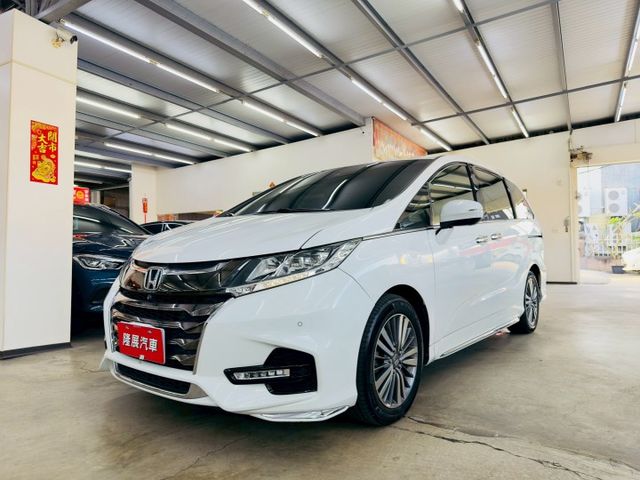 APEX 原版件 配備~天窗/環景/單電動椅/雙電動滑門/ACC/換檔撥片/車道偏移 (北安店)  第1張相片