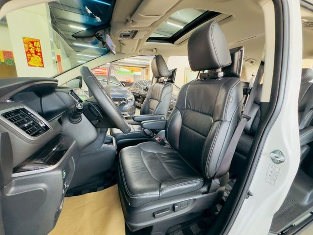 APEX 原版件 配備~天窗/環景/單電動椅/雙電動滑門/ACC/換檔撥片/車道偏移 (北安店)  第3張相片