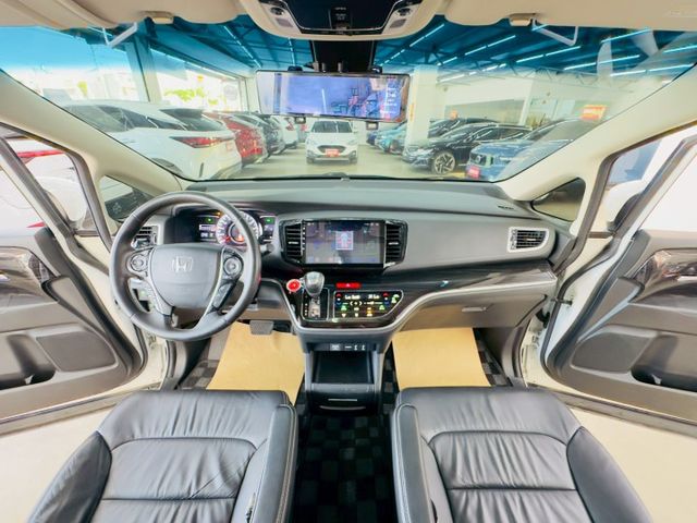 APEX 原版件 配備~天窗/環景/單電動椅/雙電動滑門/ACC/換檔撥片/車道偏移 (北安店)  第8張相片