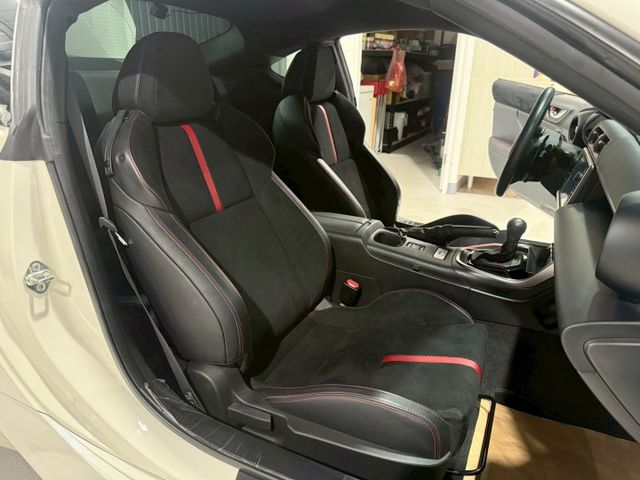 原版件 配備~I-KEY/ACC/換檔撥片/車道偏移/Apple CarPlay/雙電熱椅/盲點/倒車顯影 (海佃店)  第5張相片
