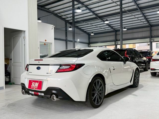 原版件 配備~I-KEY/ACC/換檔撥片/車道偏移/Apple CarPlay/雙電熱椅/盲點/倒車顯影 (海佃店)  第18張相片