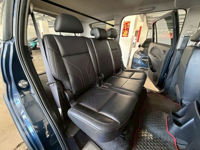 旗艦型 跑6萬多公里 配備~定速/倒車顯影/盲點/導航/數位儀表/電動後視鏡 (北安店)  第7張相片