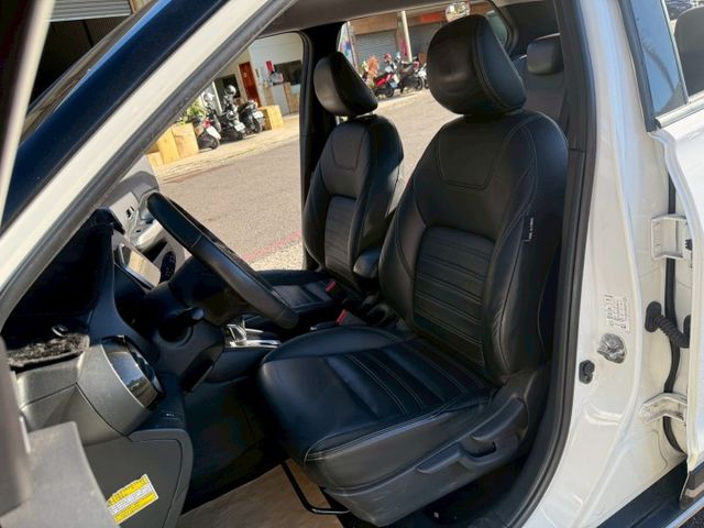 智行旗艦版 原版件 配備~I-KEY/定速/環景/Apple CarPlay/導航/車道偏移/盲點 (海佃店)  第4張相片