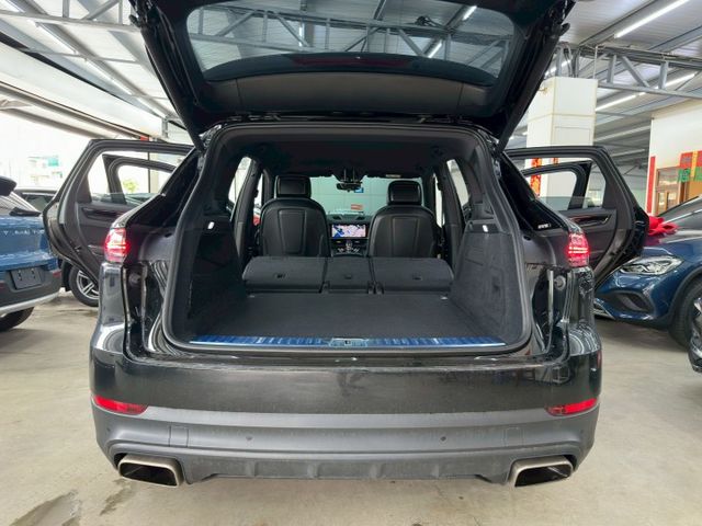 原版件 配備~雙電動椅/定速/倒車顯影/導航/換檔撥片/Apple CarPlay/電尾門 (北安店)  第18張相片