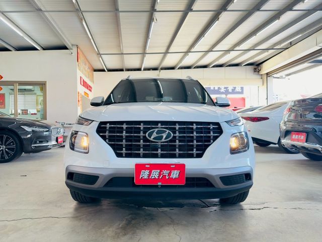 GLA 原版件 配備~I-KEY/ACC/環景/Apple CarPlay/無線充電座/車道偏移 (北安店)  第2張相片