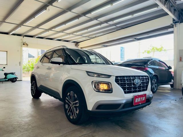 GLA 原版件 配備~I-KEY/ACC/環景/Apple CarPlay/無線充電座/車道偏移 (北安店)  第3張相片