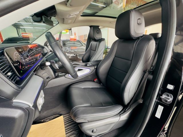25年式~4MATIC COUPE 原版件 天窗/ACC/雙記憶椅/柏林之音/環景/盲點/腳踢電尾門 (北安店)  第3張相片