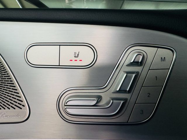 25年式~4MATIC COUPE 原版件 天窗/ACC/雙記憶椅/柏林之音/環景/盲點/腳踢電尾門 (北安店)  第14張相片