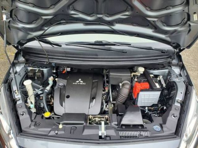 MITSUBISHI三菱 COLT PLUS  第5張相片