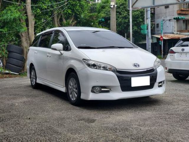 TOYOTA豐田 WISH  第6張相片