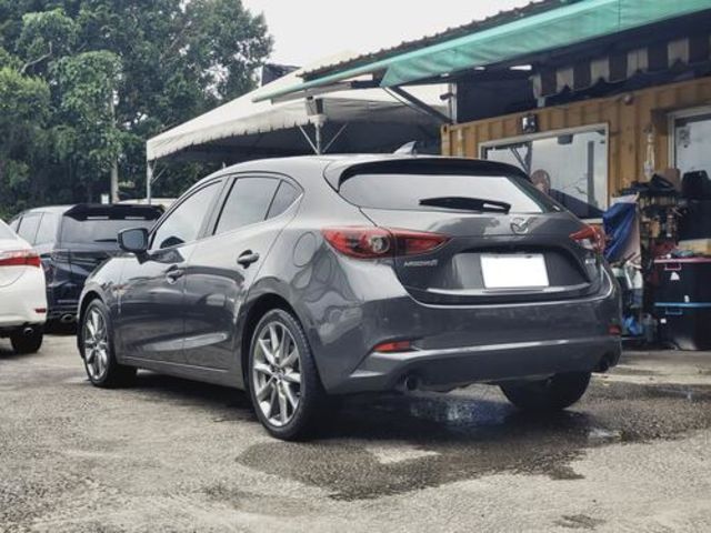 MAZDA馬自達 MAZDA 3  第4張相片