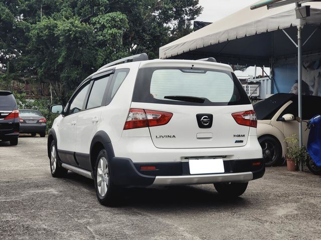 NISSAN日產 LIVINA  第4張相片