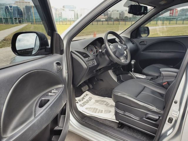 MITSUBISHI三菱 ZINGER  第7張相片