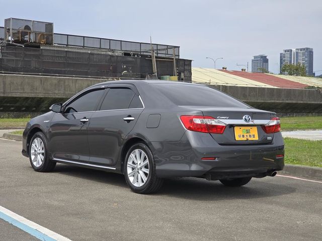 TOYOTA豐田 CAMRY HYBRID  第7張相片