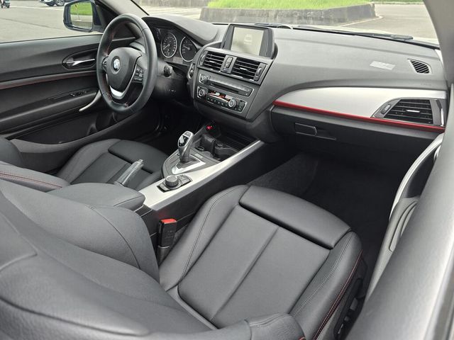 BMW寶馬 220I  第12張相片
