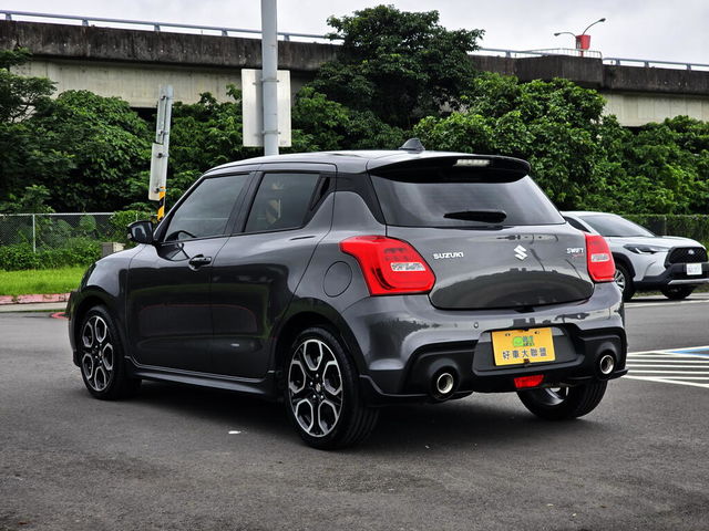 SUZUKI鈴木 SWIFT  第4張相片