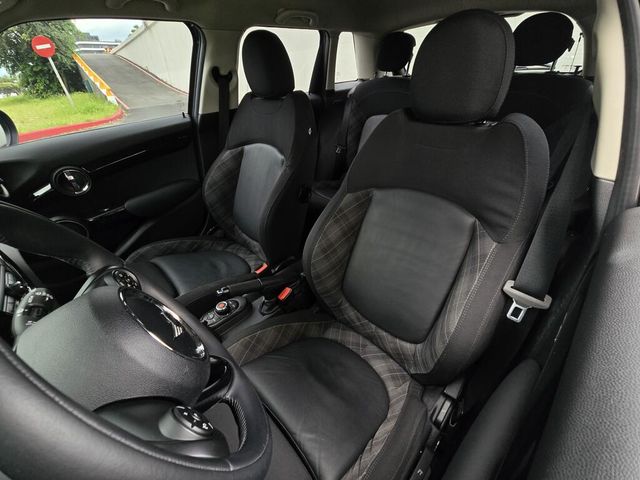 MINI迷你 MINI 5-DOOR  第10張相片