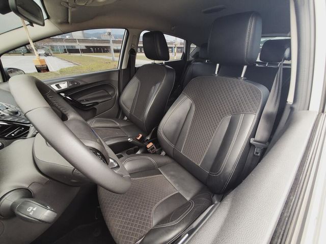 FORD福特 FIESTA  第8張相片