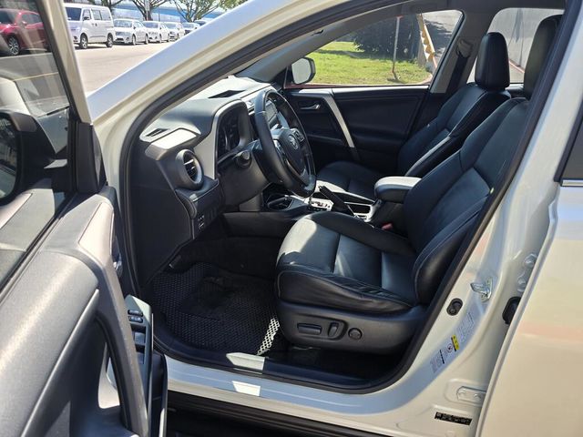 TOYOTA豐田 RAV4  第7張相片