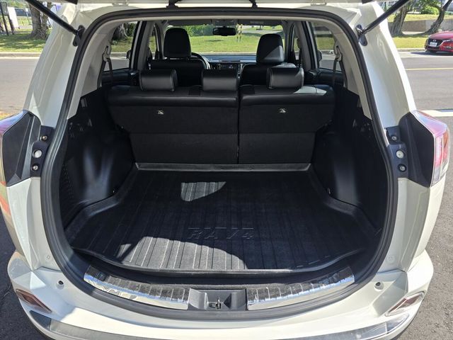 TOYOTA豐田 RAV4  第9張相片