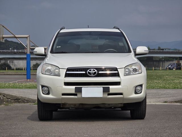 TOYOTA豐田 RAV4  第2張相片