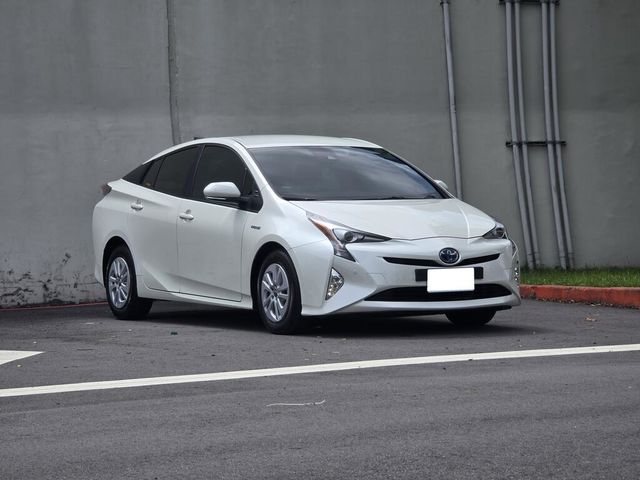 TOYOTA豐田 PRIUS  第3張相片