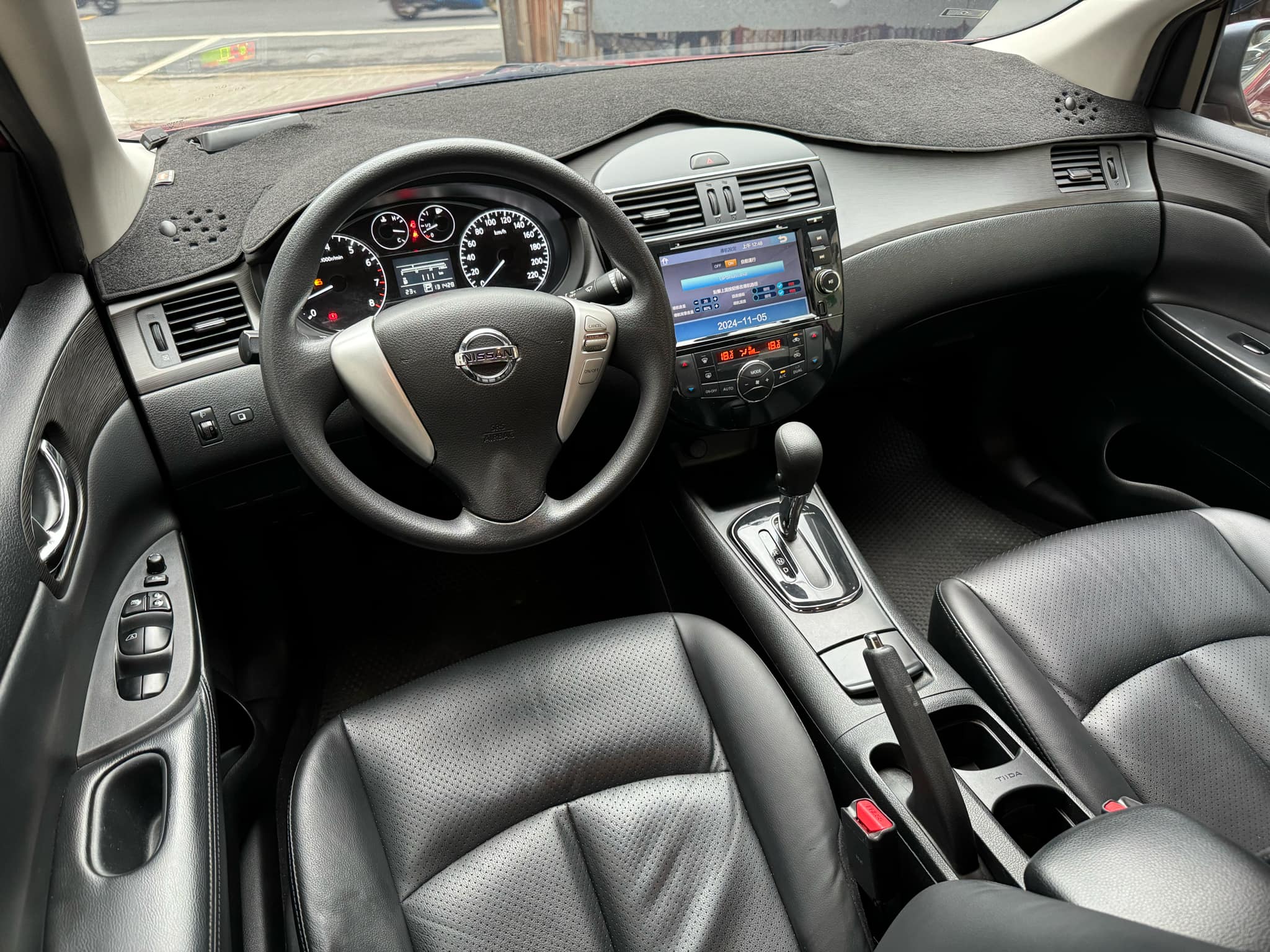 2016 TIIDA 1.6  第5張相片