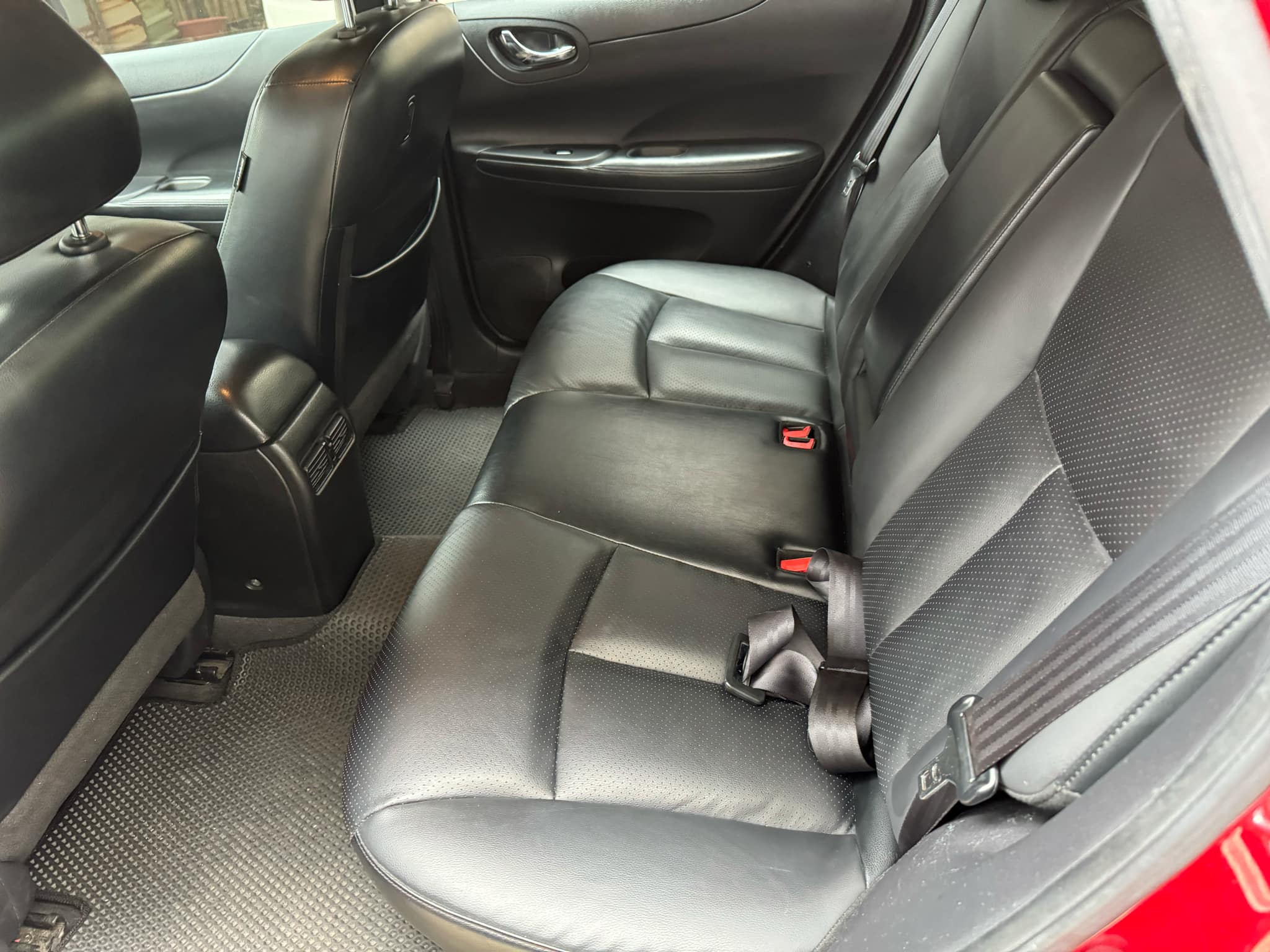 2016 TIIDA 1.6  第6張相片