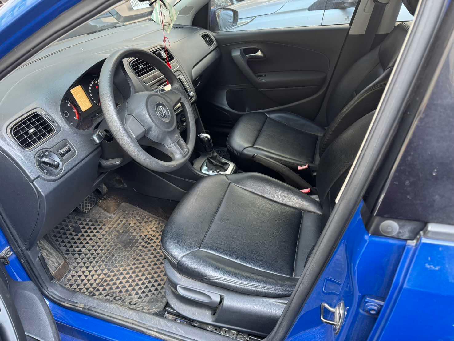 2011 POLO 1.4  第5張相片