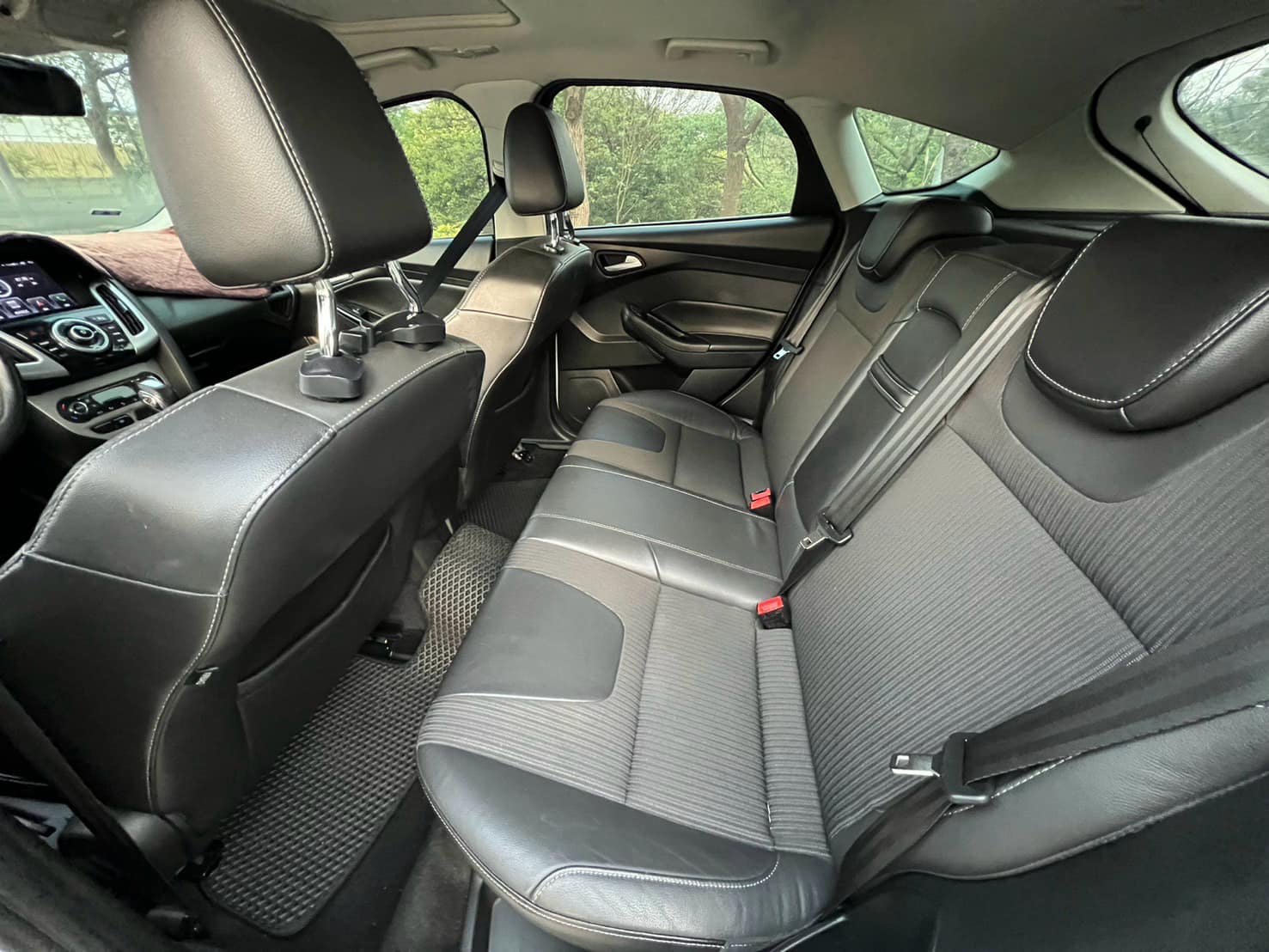2013 FOCUS 2.0S  第9張相片